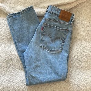 W’s Levi’s Wedgie Straight Jeans